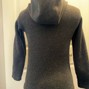 The North Face forest green Girl's Medium fleece hoodie